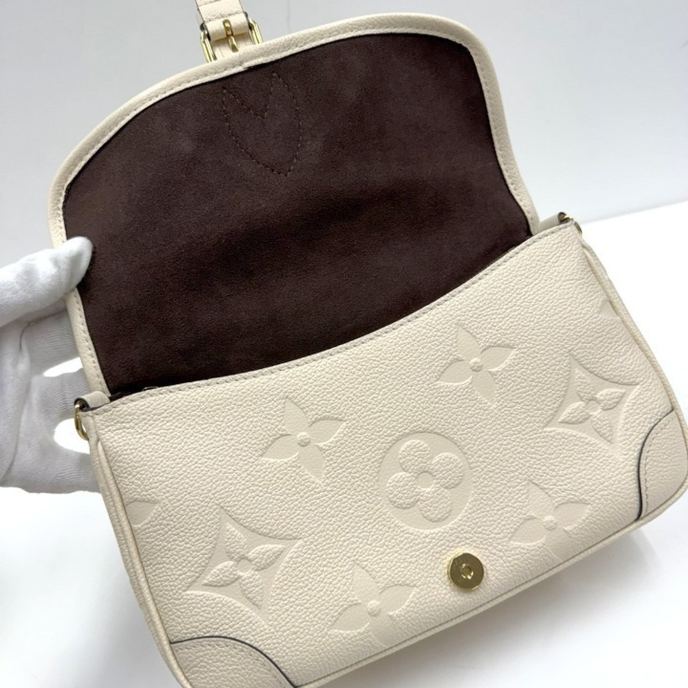 Louis Vuitton Diane Shoulder Bag Monogram Empreinte Cream - Picture 8 of 9